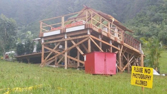 10277650_729815853729595_4974090891720103816_n More Jurassic World Set Pics from Kualoa Ranch