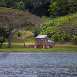 lakesidecabin