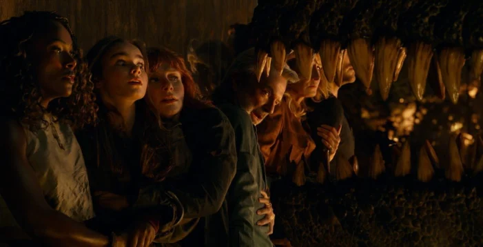 Kayla Watts, Maisie Lockwood and Claire Dearing – Giganotosaurus